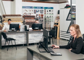 Шоурум компании СтройМаркет Кольчугино 6